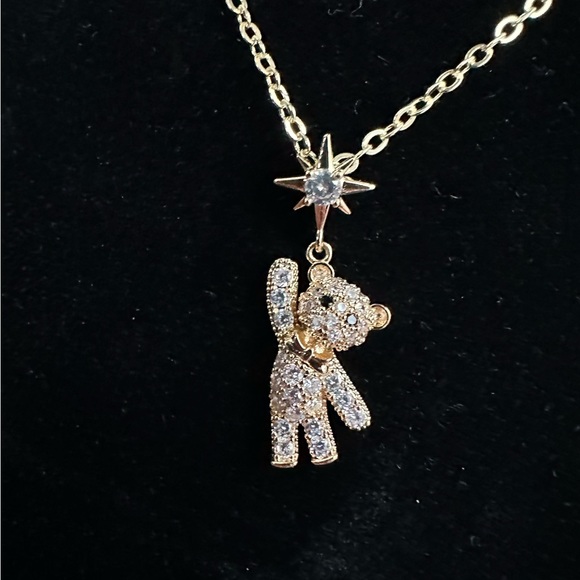 Adorable teddy bear necklace - Picture 5 of 7